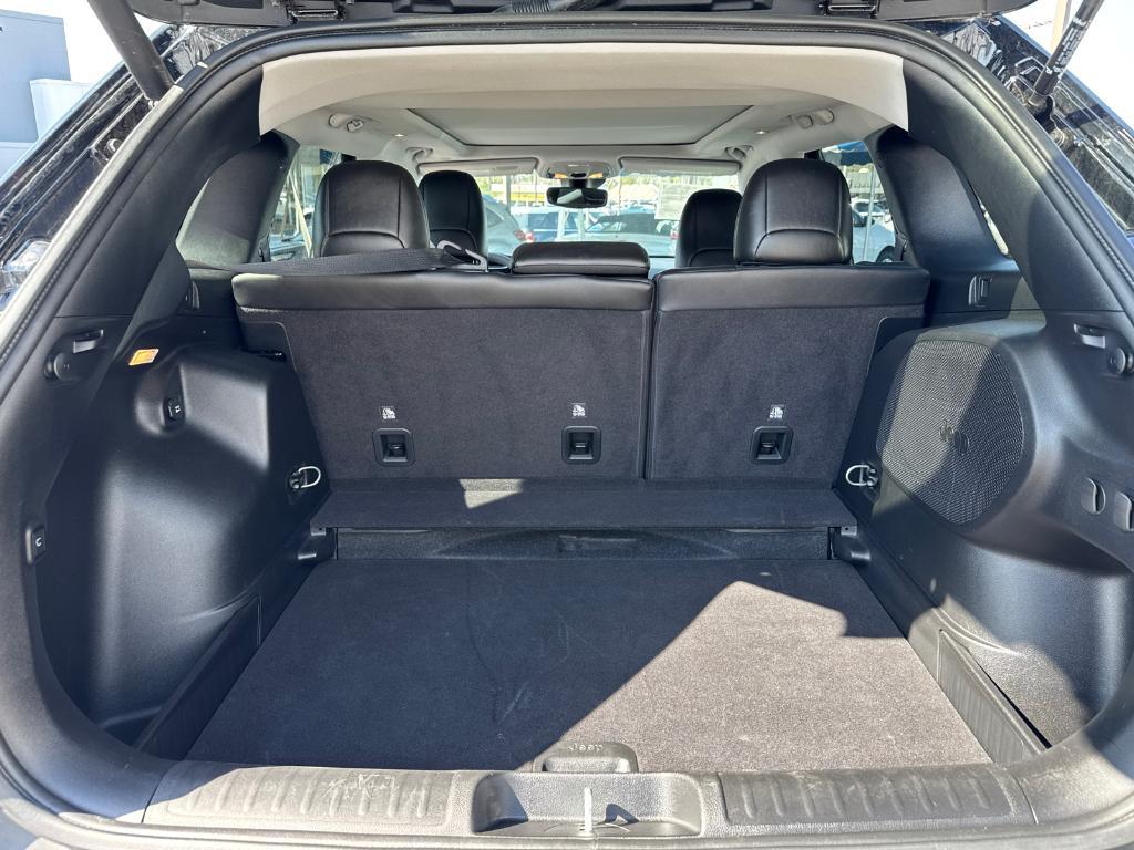 used 2021 Jeep Cherokee car, priced at $22,988