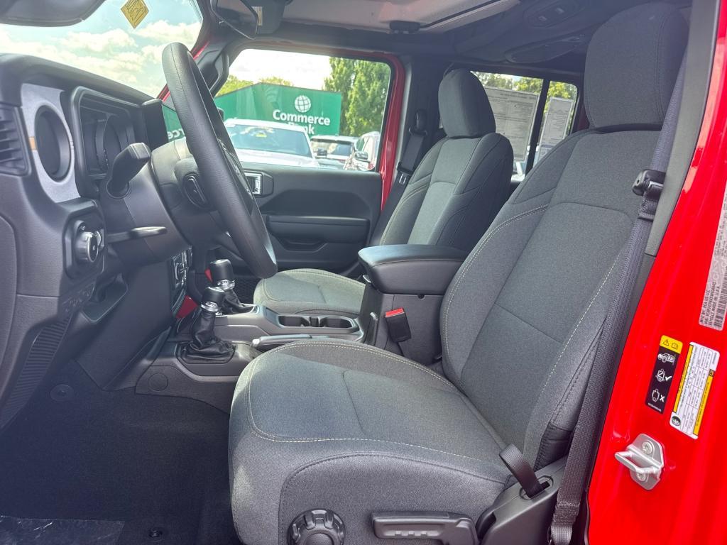 new 2025 Jeep Wrangler car, priced at $34,988
