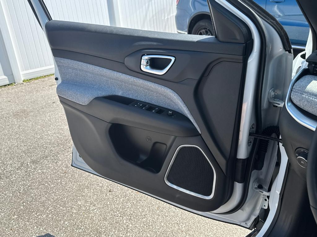 new 2025 Jeep Compass car, priced at $24,988