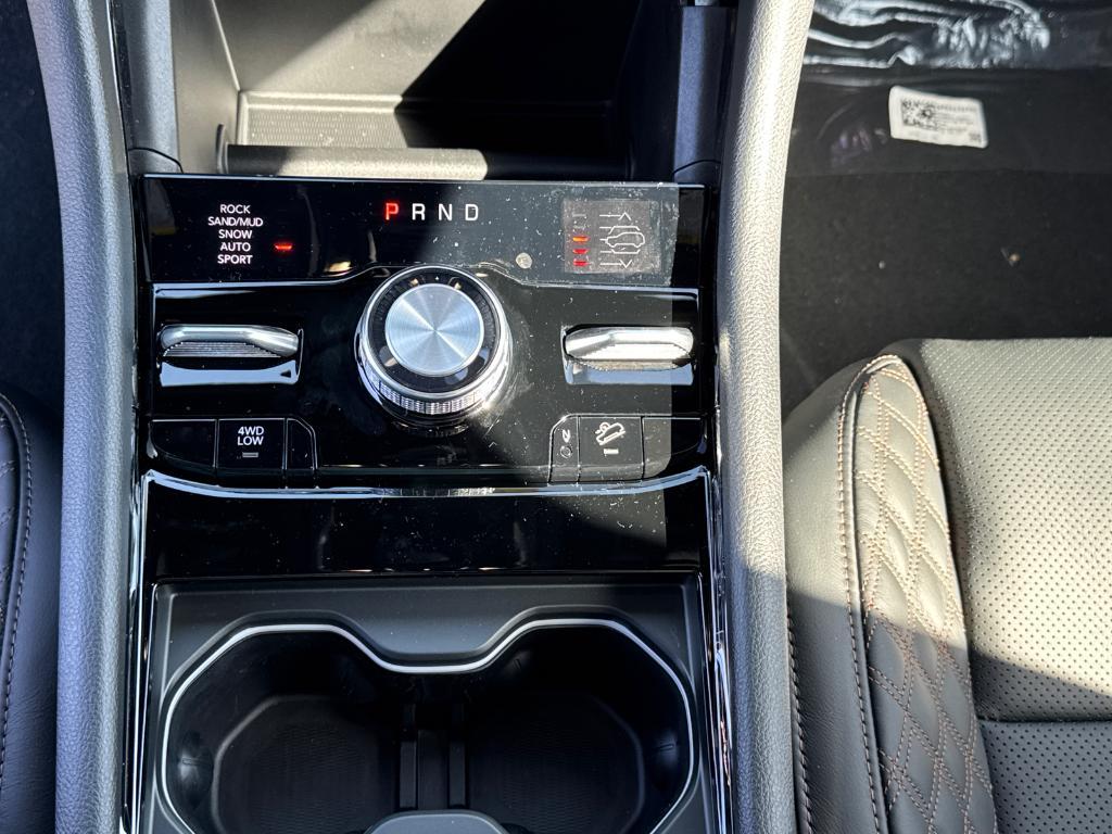 new 2025 Jeep Grand Cherokee car, priced at $62,880
