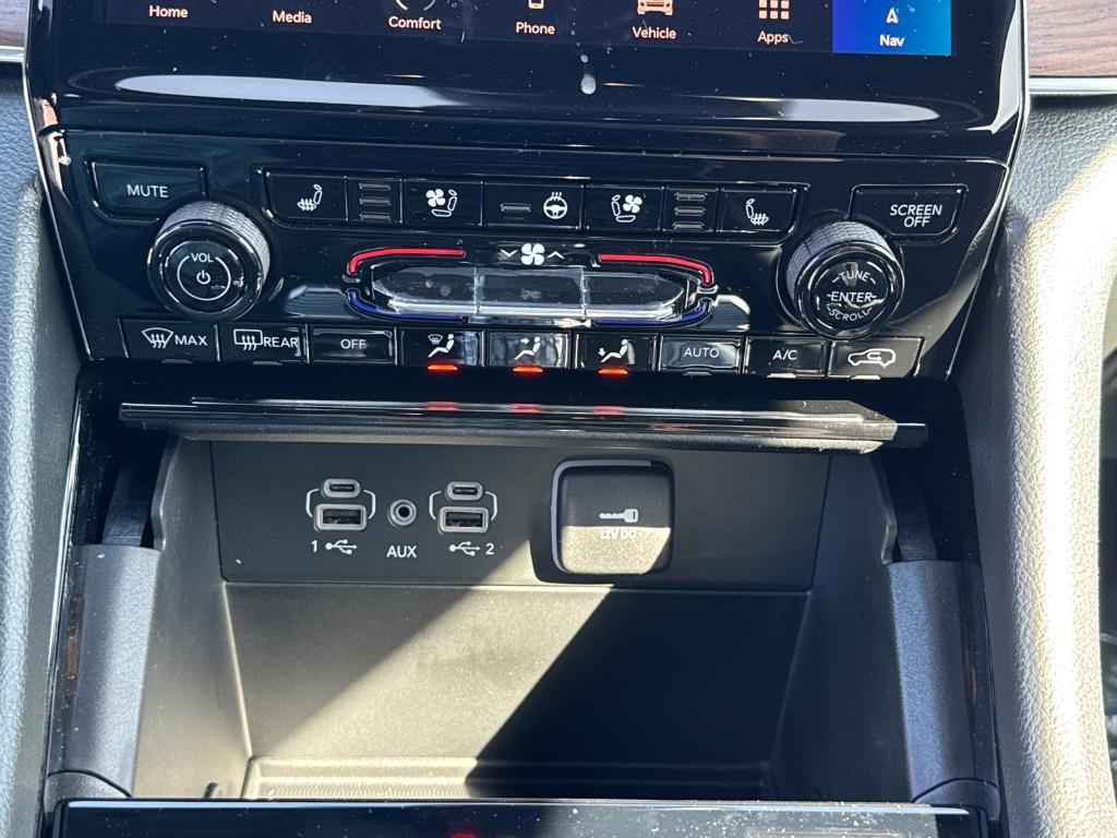 new 2025 Jeep Grand Cherokee car, priced at $62,880