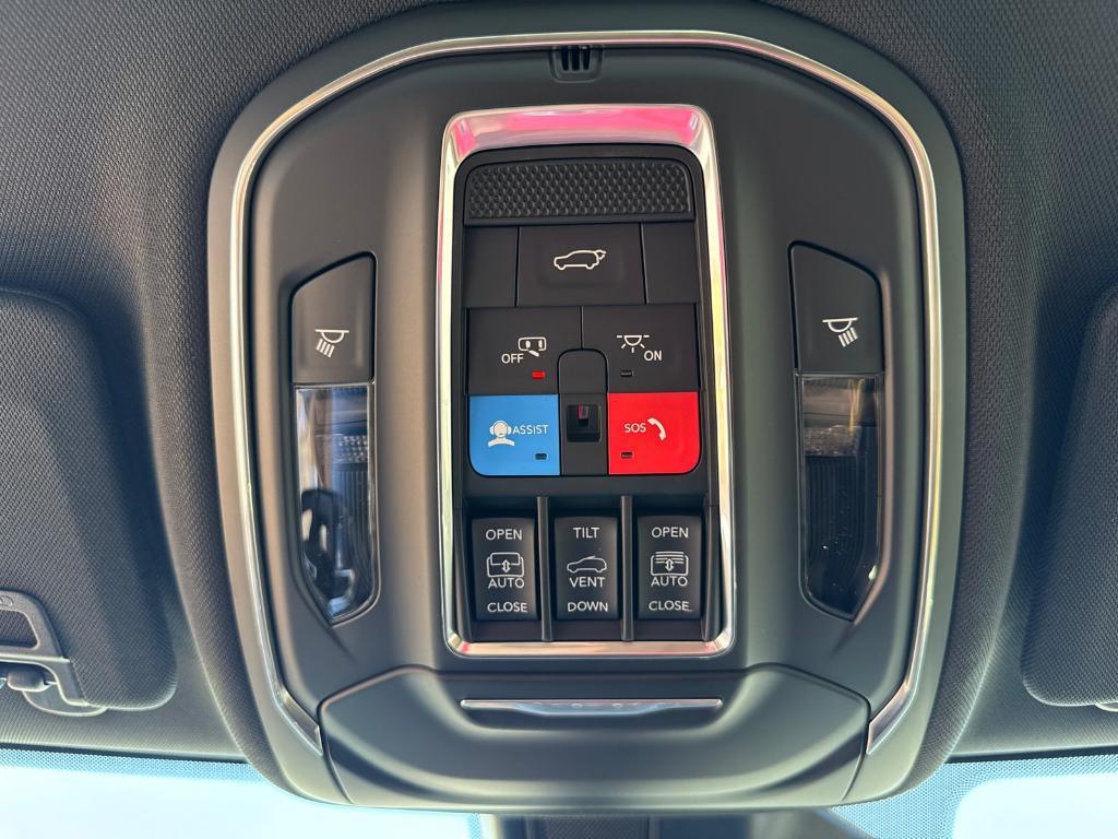 new 2025 Jeep Grand Cherokee car, priced at $63,080