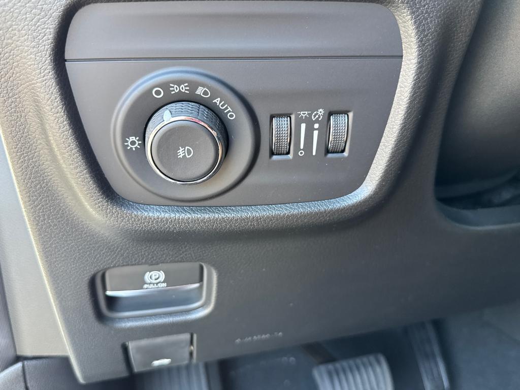 new 2025 Jeep Grand Cherokee car, priced at $63,080