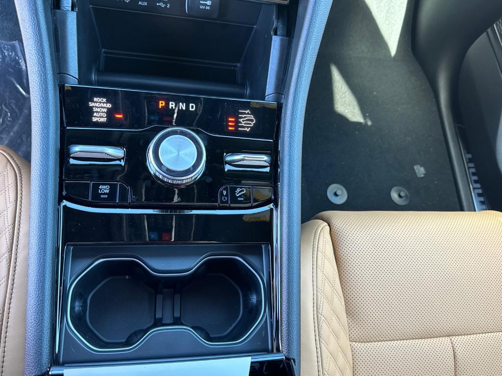 new 2025 Jeep Grand Cherokee car, priced at $63,080