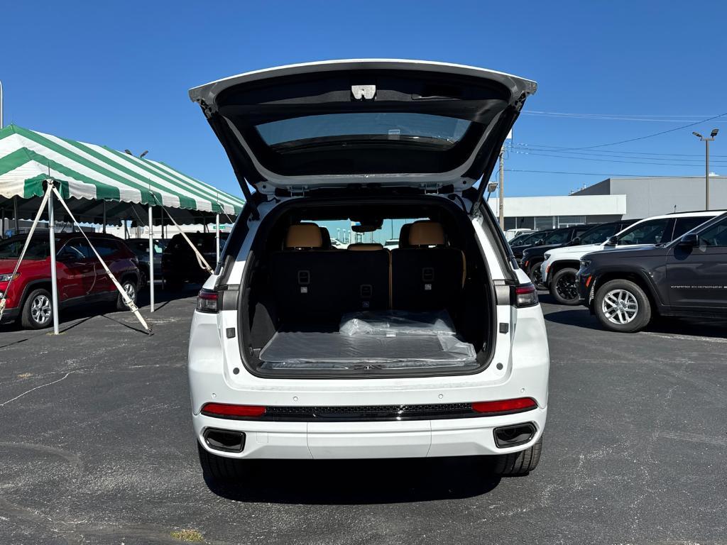 new 2025 Jeep Grand Cherokee car, priced at $63,080