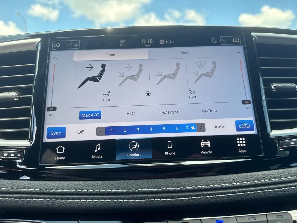 new 2025 Chrysler Pacifica car, priced at $36,988
