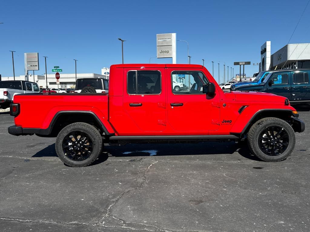 new 2025 Jeep Gladiator car, priced at $42,790