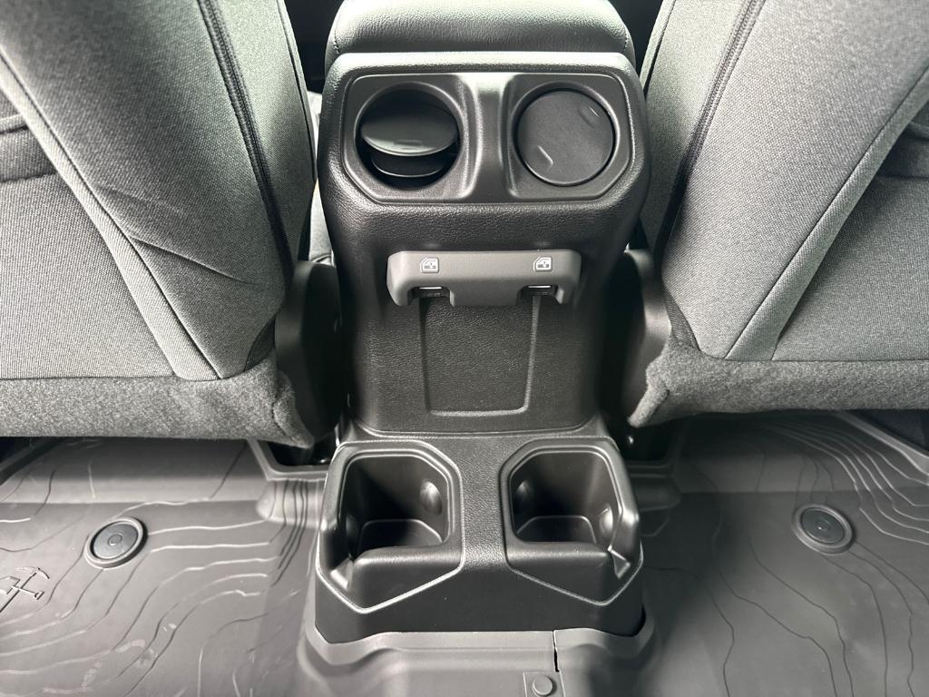 new 2025 Jeep Wrangler car, priced at $41,988