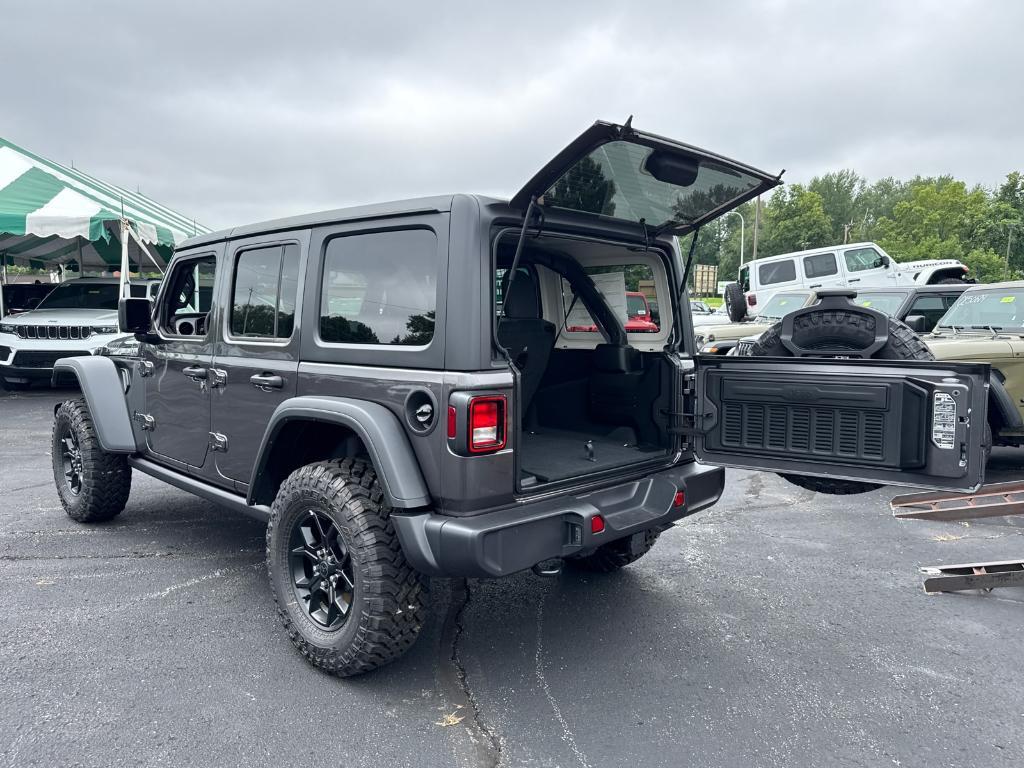 new 2025 Jeep Wrangler car, priced at $41,988
