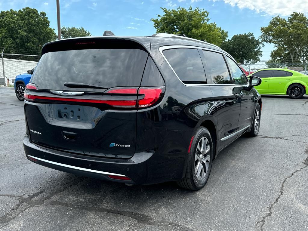 used 2022 Chrysler Pacifica Hybrid car, priced at $35,988