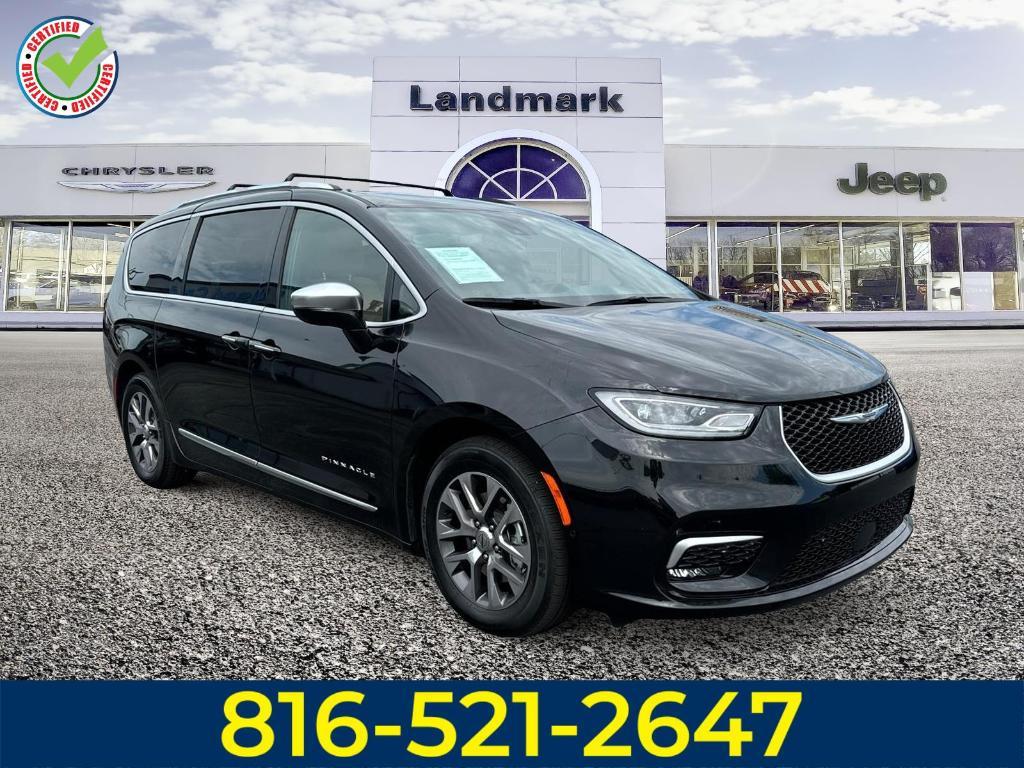 used 2022 Chrysler Pacifica Hybrid car, priced at $35,988