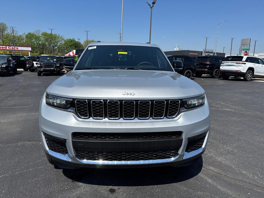 new 2025 Jeep Grand Cherokee L car, priced at $39,988
