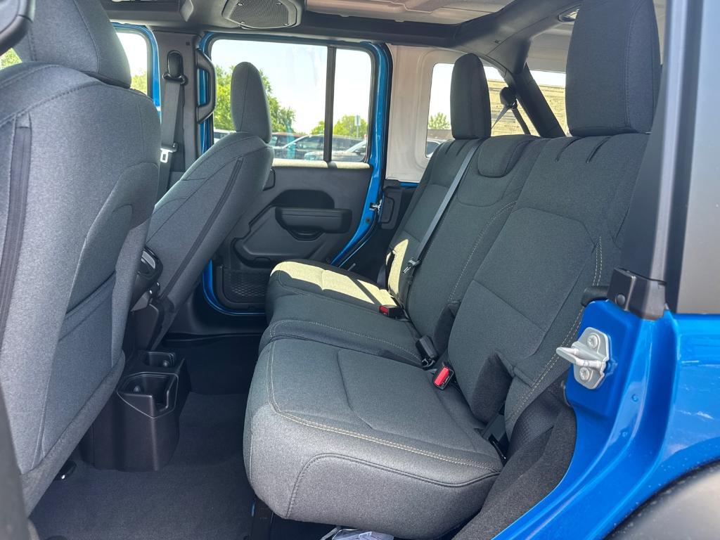 new 2025 Jeep Wrangler car, priced at $41,988