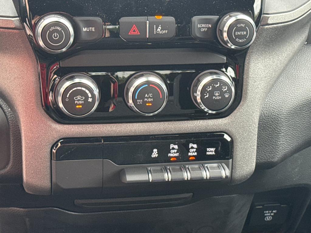 new 2025 Ram 1500 car, priced at $42,505