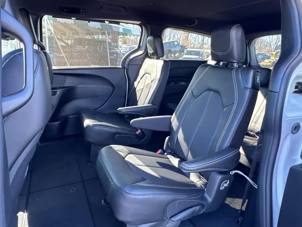 new 2025 Chrysler Voyager car, priced at $41,690