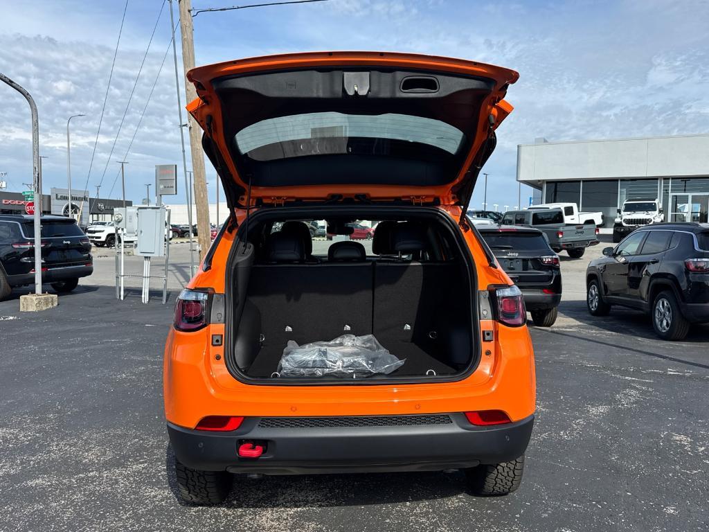 new 2026 Jeep Compass car, priced at $29,988
