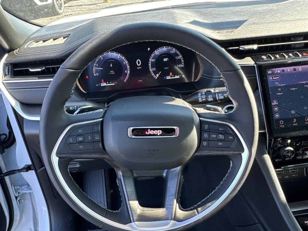 new 2025 Jeep Grand Cherokee L car, priced at $48,900