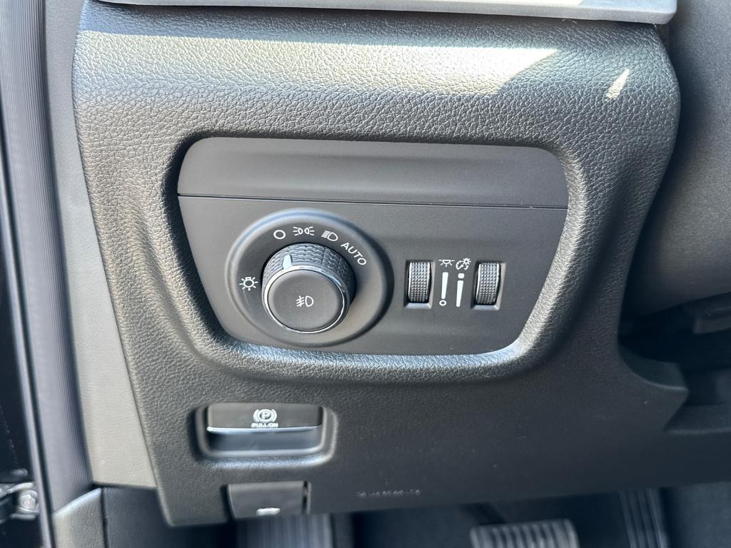 new 2025 Jeep Grand Cherokee L car, priced at $38,988
