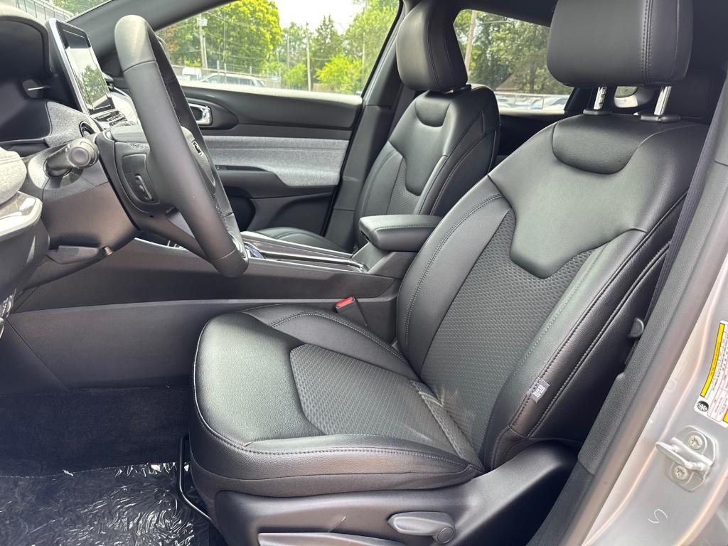 new 2025 Jeep Compass car, priced at $23,988