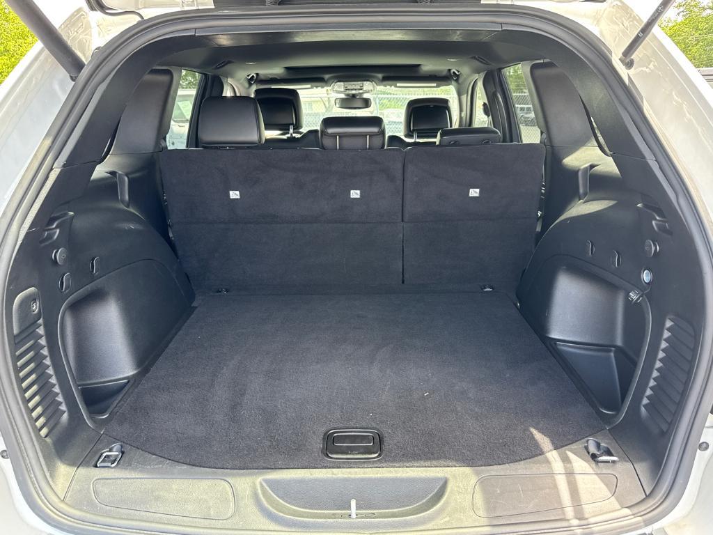 used 2022 Jeep Grand Cherokee WK car, priced at $28,988