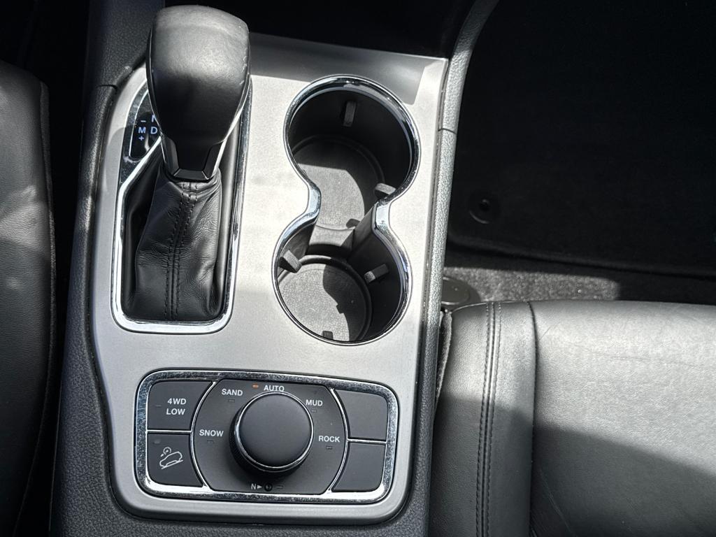 used 2022 Jeep Grand Cherokee WK car, priced at $28,988