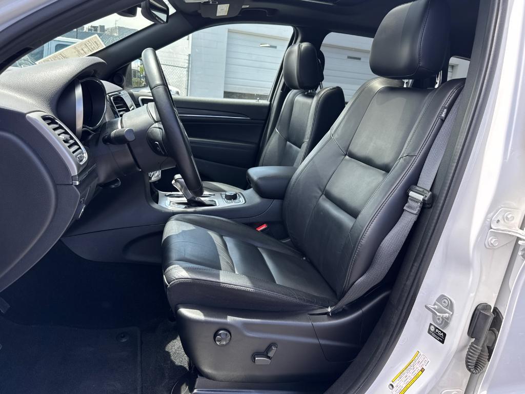 used 2022 Jeep Grand Cherokee WK car, priced at $28,988
