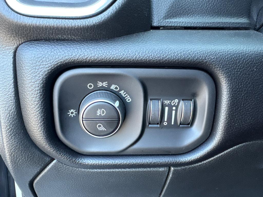 new 2025 Ram 3500 car, priced at $77,690
