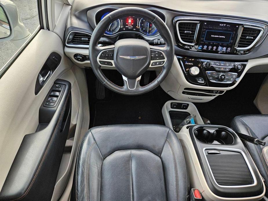 used 2020 Chrysler Pacifica car, priced at $20,167