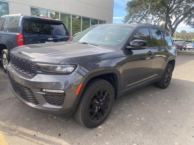 used 2022 Jeep Grand Cherokee car, priced at $34,728