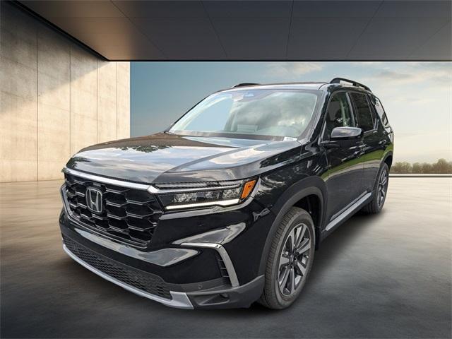 new 2025 Honda Pilot car, priced at $48,595