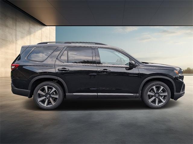 new 2025 Honda Pilot car, priced at $48,595