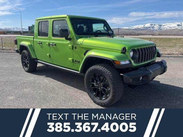 new 2025 Jeep Gladiator car, priced at $41,275