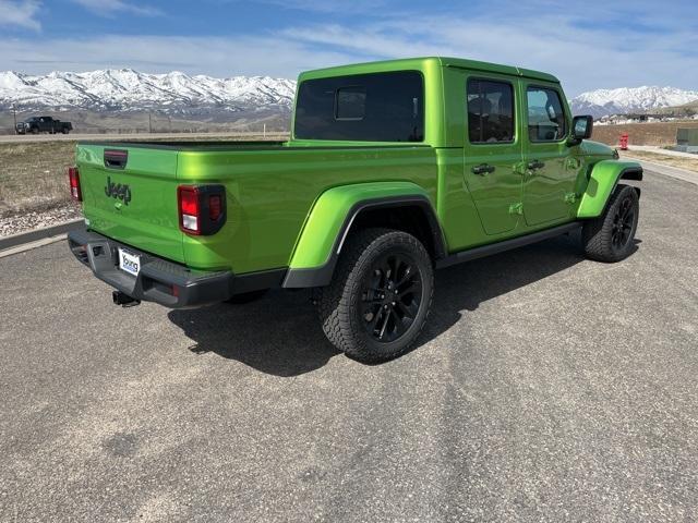 new 2025 Jeep Gladiator car, priced at $41,275