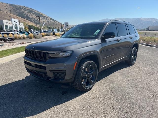 new 2025 Jeep Grand Cherokee L car, priced at $42,442