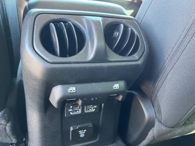 used 2023 Jeep Gladiator car, priced at $46,426