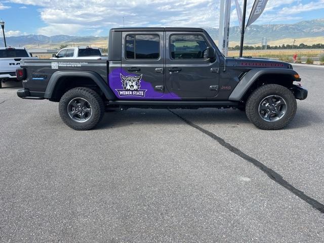 used 2023 Jeep Gladiator car, priced at $46,426