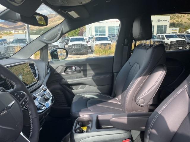 new 2026 Chrysler Pacifica car, priced at $46,165