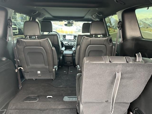 new 2024 Chrysler Pacifica car, priced at $44,807