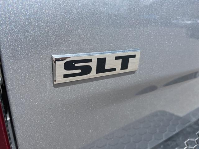 used 2022 Ram 1500 Classic car, priced at $27,000