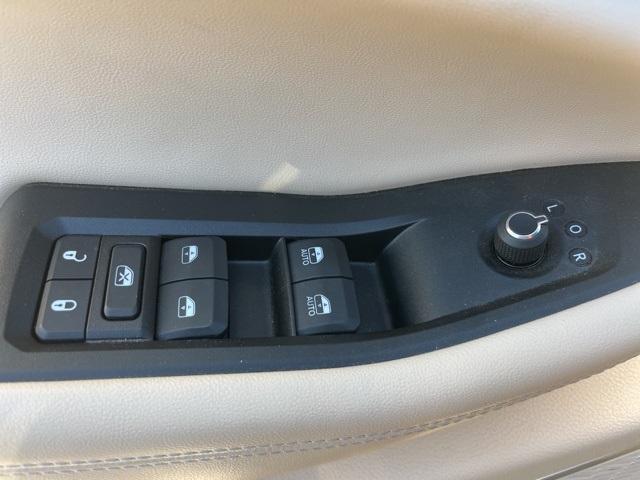 used 2024 Jeep Grand Cherokee car, priced at $38,500