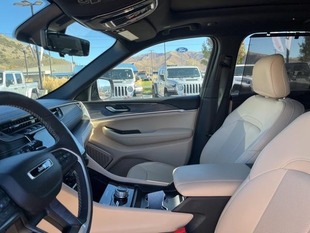 used 2024 Jeep Grand Cherokee car, priced at $38,500