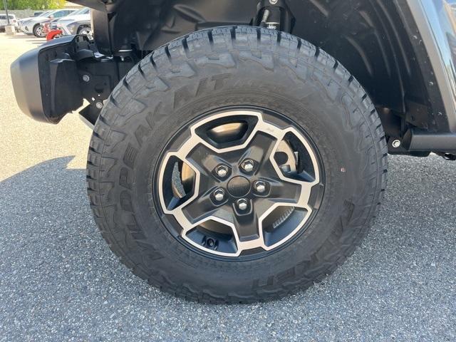 used 2023 Jeep Gladiator car, priced at $44,200