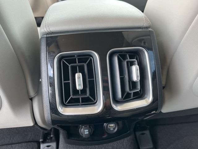 used 2022 Kia Sorento car, priced at $30,250