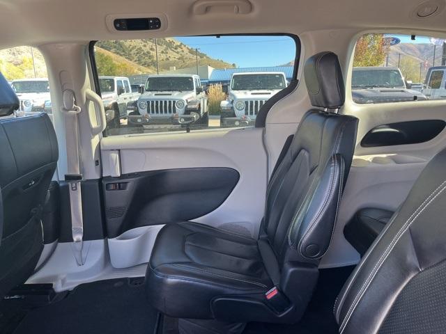 used 2022 Chrysler Pacifica car, priced at $25,555