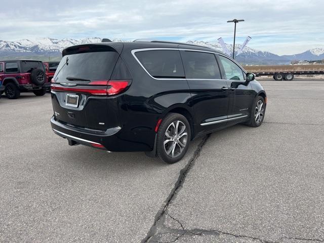 used 2021 Chrysler Pacifica car, priced at $32,782