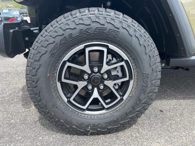 new 2025 Jeep Gladiator car, priced at $52,330
