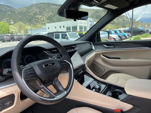 new 2025 Jeep Grand Cherokee car, priced at $49,113