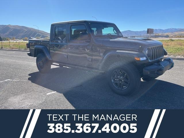 new 2025 Jeep Gladiator car, priced at $47,890