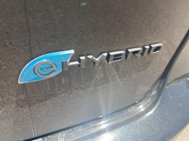 used 2023 Chrysler Pacifica Hybrid car, priced at $28,182