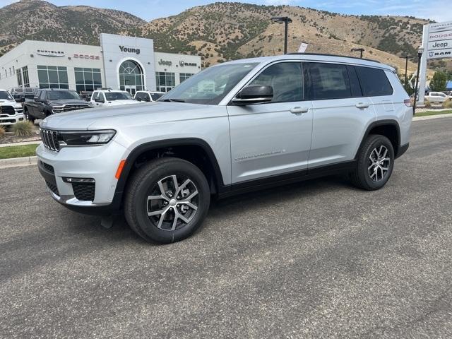 new 2025 Jeep Grand Cherokee L car, priced at $48,417